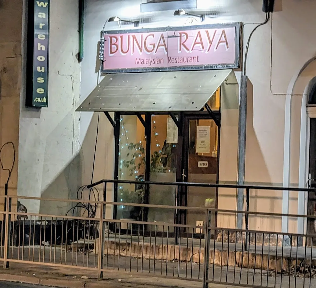 Bunga Raya